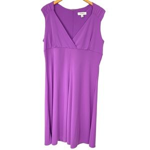 #1138 Isaac Mizrahi lavender sleeveless midi dress 18